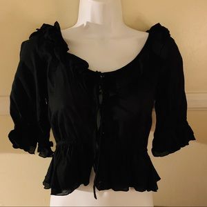 H&M quarter sleeve black crop ruffles top size 4